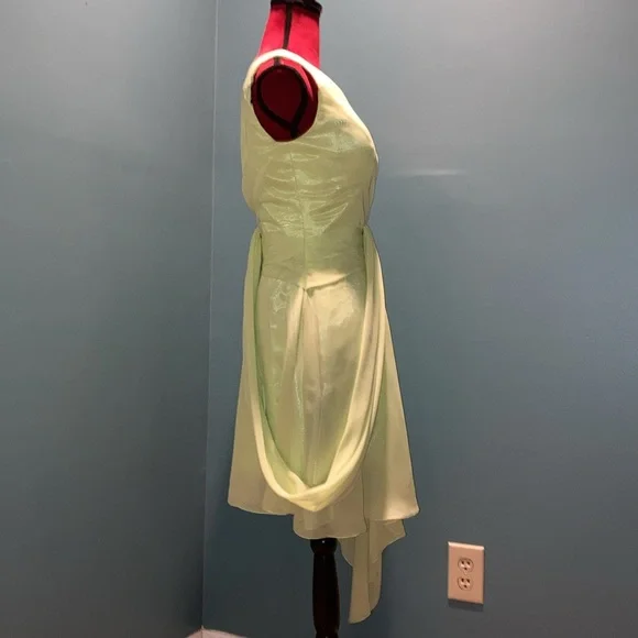 Beautiful Chartreuse Green Cocktail Dress Size 4 - Picture 6 of 15